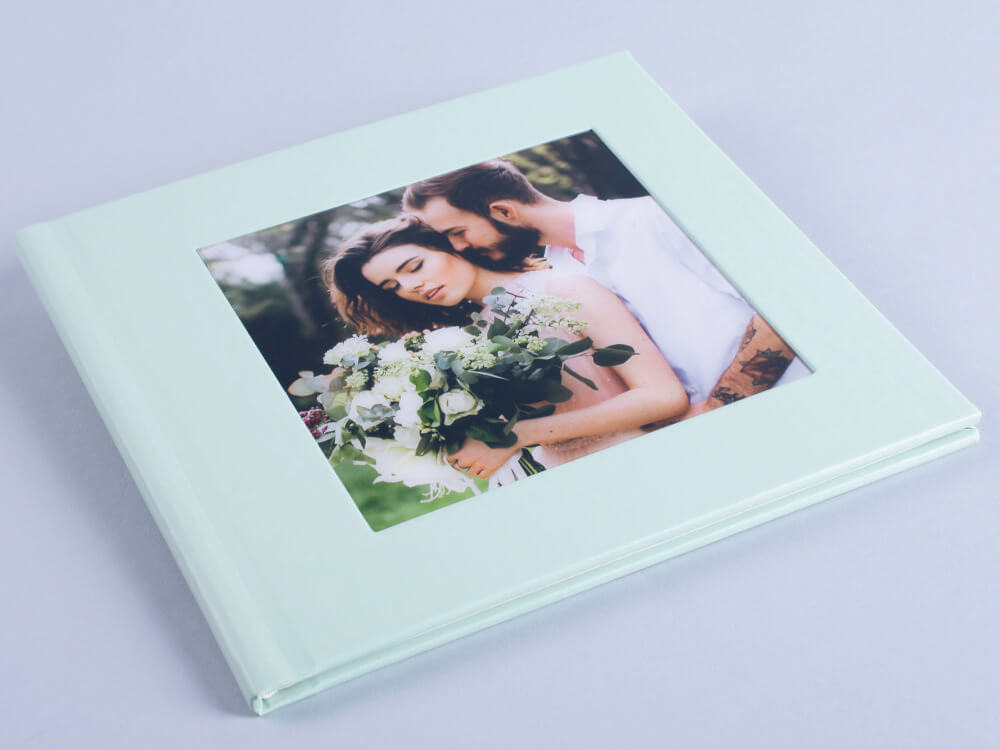 Hochzeitsfotoalbum mit Bildfenster